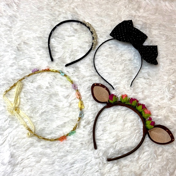 Lot of Girls Decorative Headbands - Picture 2 of 9